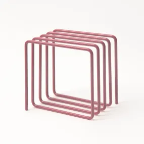 Magazine rack in pink