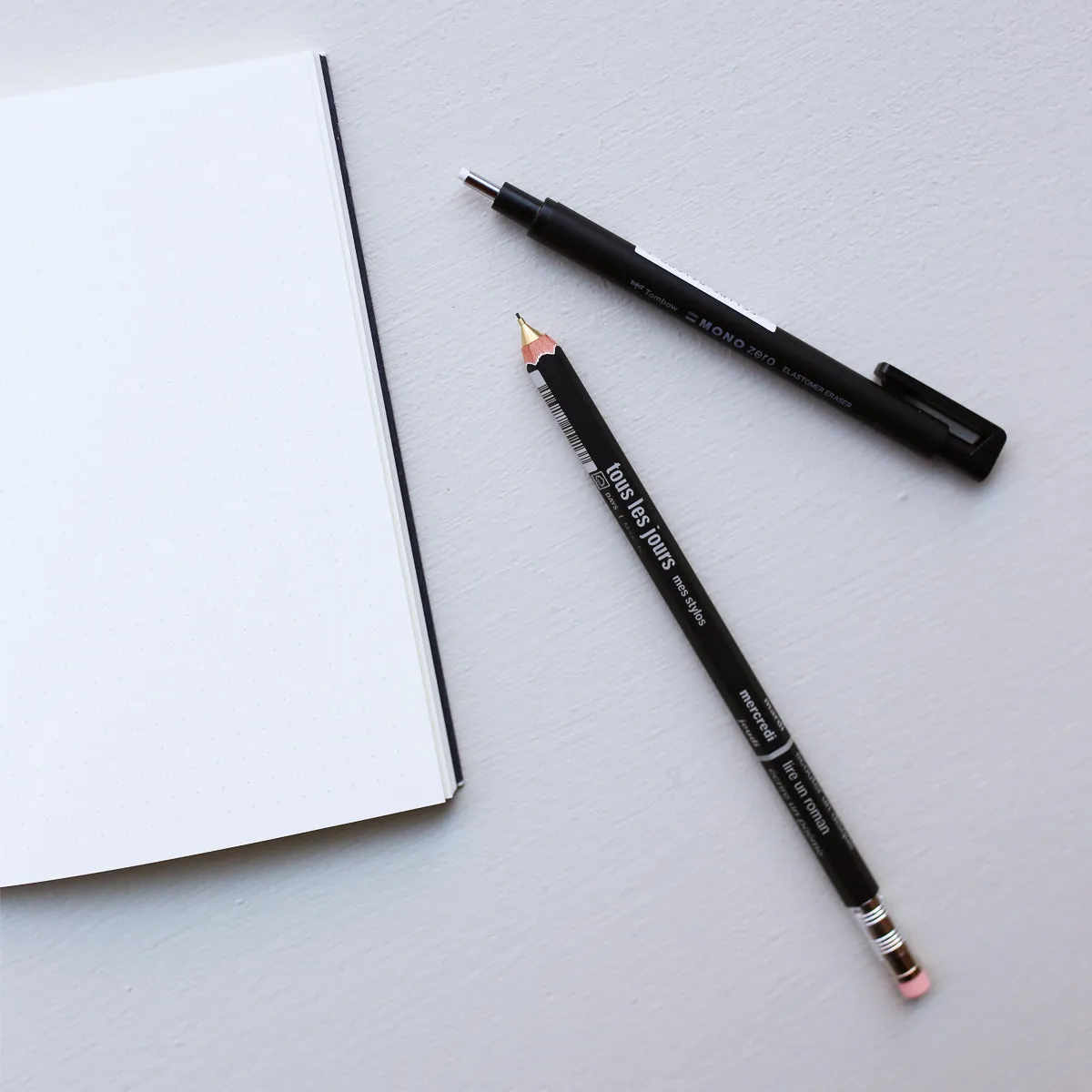 MONO ZERO ERASER PEN // BLACK
